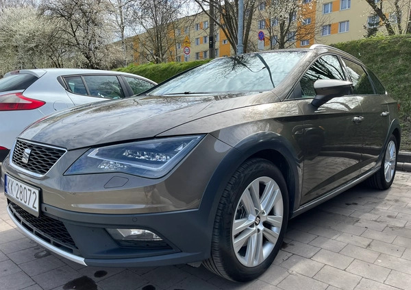 Seat Leon cena 50999 przebieg: 180159, rok produkcji 2015 z Kraków małe 137